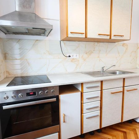 Floasiu Residence Guesthouse シビウ エクステリア 写真