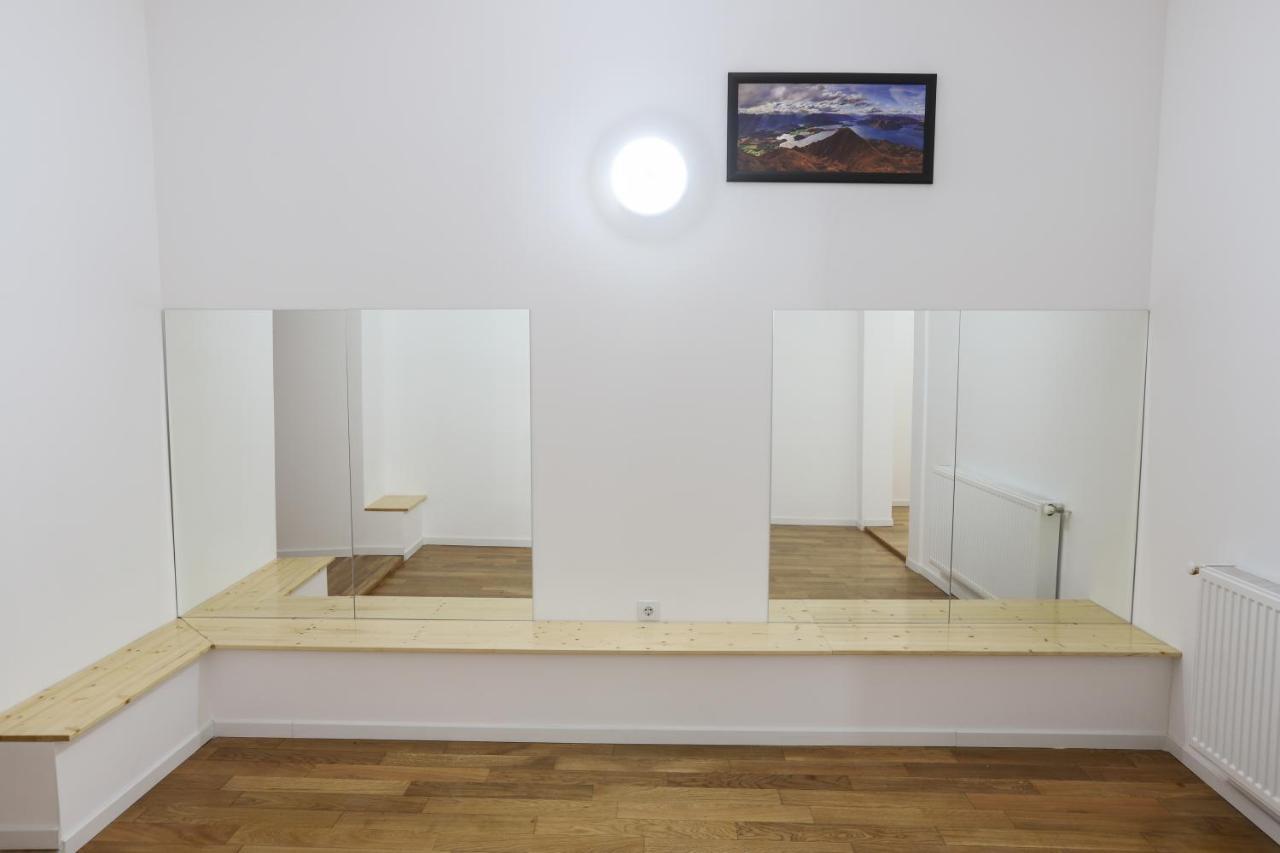 Floasiu Residence Guesthouse シビウ エクステリア 写真