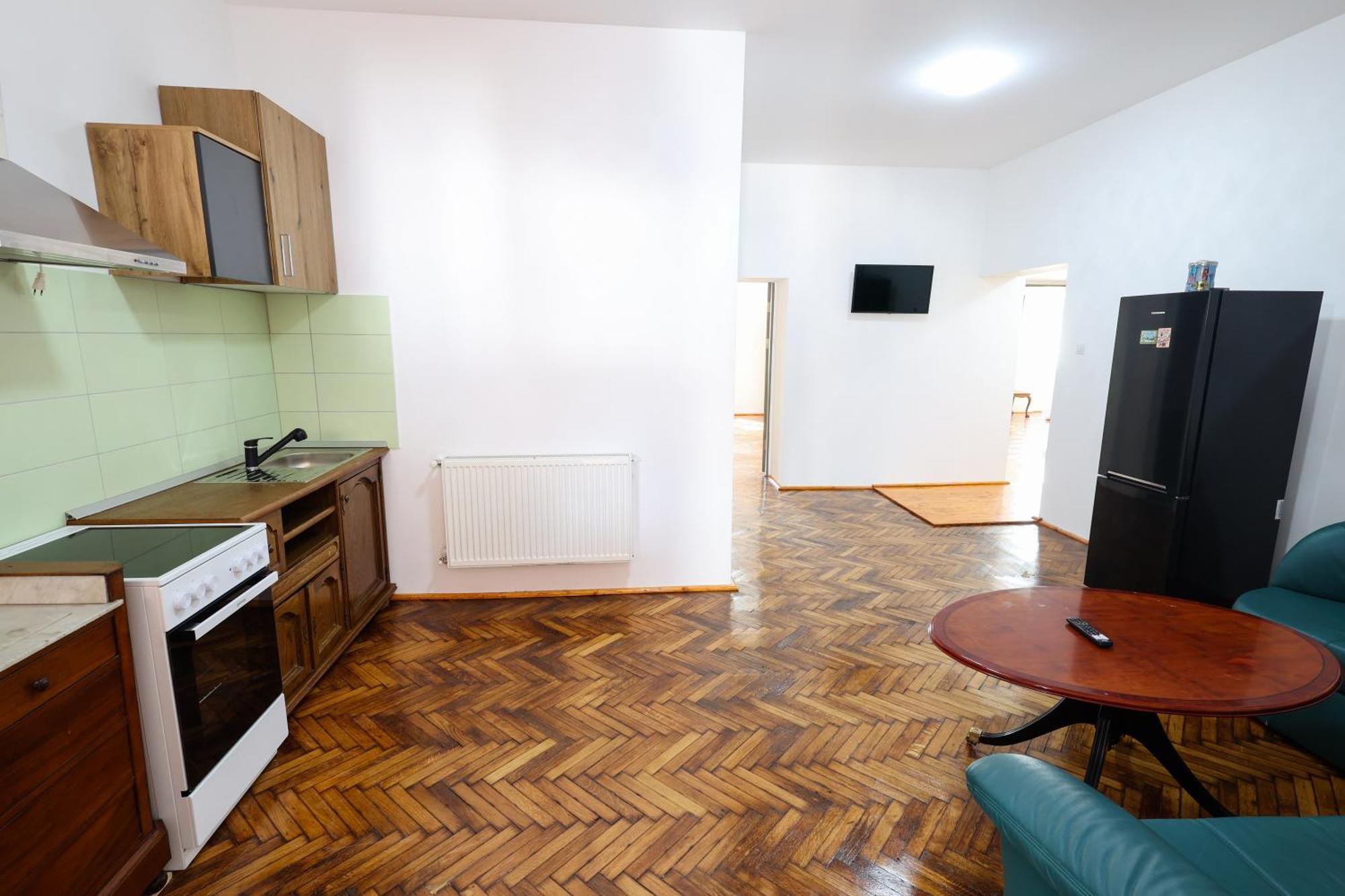 Floasiu Residence Guesthouse シビウ エクステリア 写真