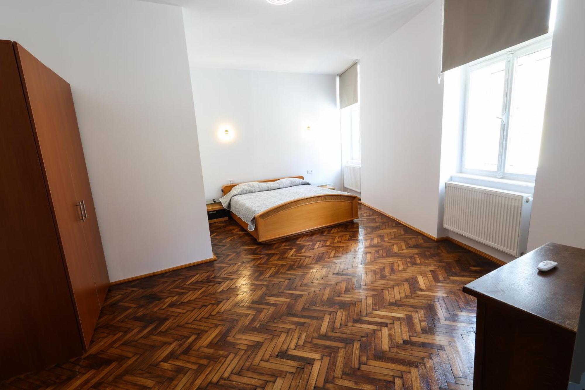 Floasiu Residence Guesthouse シビウ エクステリア 写真